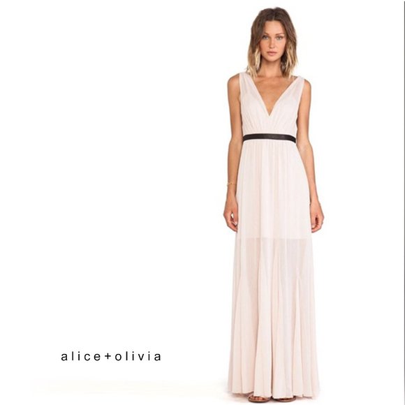 ALICE + OLIVIA Nude Kendrick Pleated Dress Size 2 - Picture 1 of 8